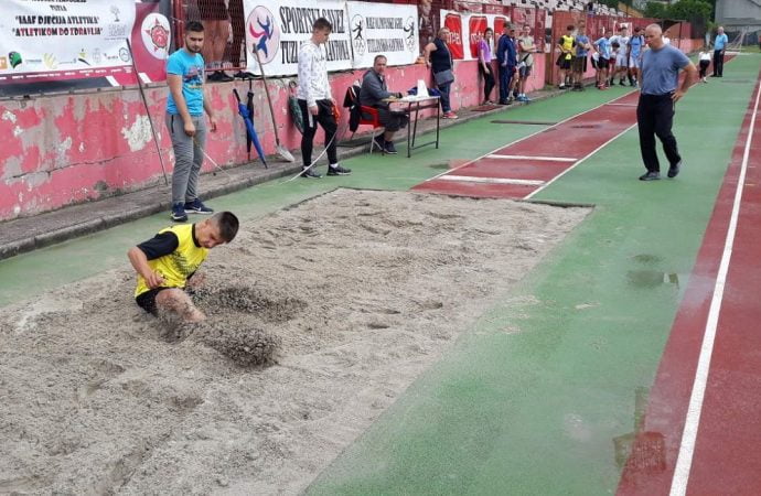 Male olimpijske igre TK: U Tuzli održano takmičenje u atletici (FOTO)